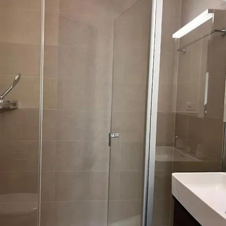 City Comfort - 2br Newly Renovated -301-
