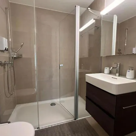 City Comfort - 2br Newly Renovated -301- Zurich