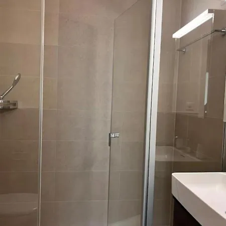 City Comfort - 2br Newly Renovated -301-